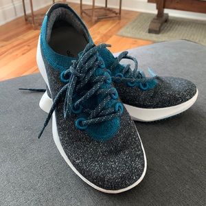 Allbirds Women's “Mizzles” sneakers size 7- EUC